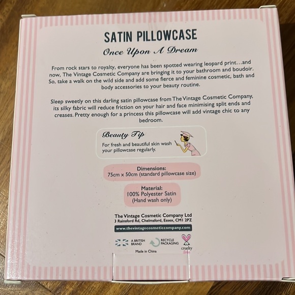 The Vintage Cosmetic Satin Pillowcase Leopard Print - Picture 2 of 2